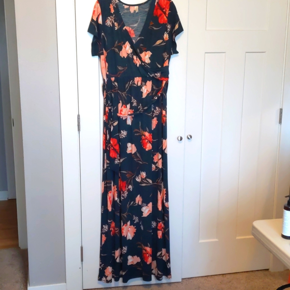 Floral print maxi dress